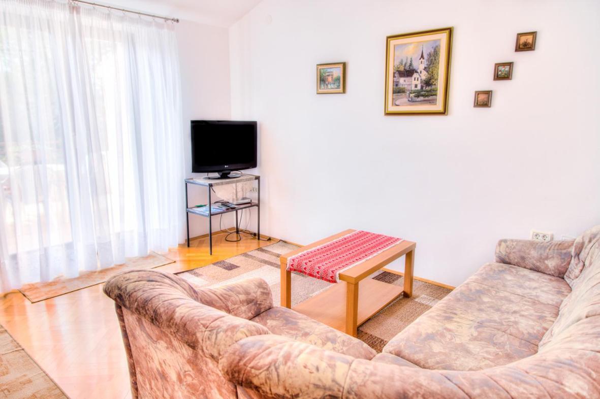 Apartment Josip 2011 فاجانا المظهر الخارجي الصورة